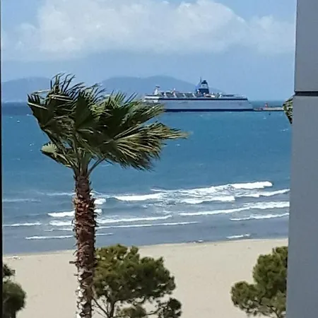 Sea View Marina Apartamento *
