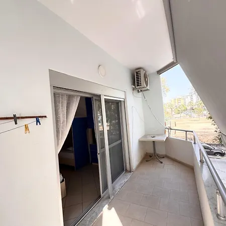 Sea View Marina *